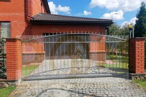 будинок за адресою Пров. Лозовий