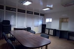 комерційна за адресою Пастера вул., 10