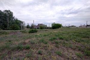 участок по адресу Кінноспортивна