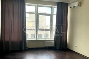 комерційна за адресою Кловський узвіз, 7a
