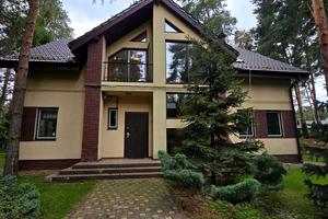 будинок за адресою Набережна вул.