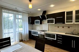 квартира за адресою Плугова вул., 6а