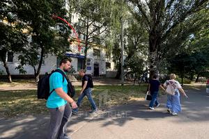 комерційна за адресою Миколи Міхновського бульв. (Дружби Народів), 32