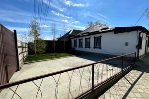 будинок за адресою Олександра Кониського вул. (Володарського)