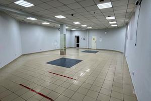 комерційна за адресою Галицька вул., 22а