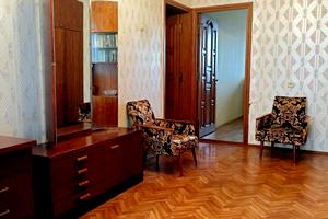 квартира по адресу Амосова ул. (Корчагінців), 1