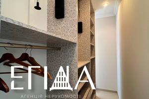 квартира за адресою Театральна вул. (Леніна), 7