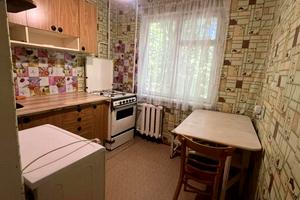 квартира за адресою Космонавтів вул., 48