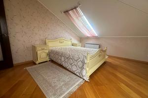 квартира за адресою Вишнева вул., 20