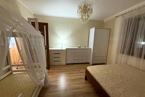 будинок за адресою Центральна