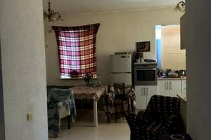 будинок за адресою Польова