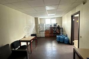 комерційна за адресою Приколійна вул., 9