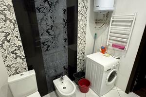 комерційна за адресою Кловський узвіз, 7