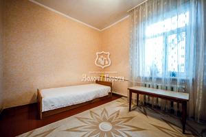 будинок за адресою Шкільна, 3а