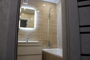 квартира за адресою Галини Петрової вул., 3