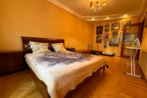 квартира по адресу Космонавтов ул., 6