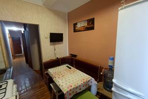 квартира за адресою Братів Горобців вул. (Дмитра Кедріна), 56