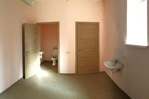 комерційна за адресою Церковна вул., 29/1