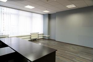комерційна за адресою Загорівська вул. (Багговутівська), 23