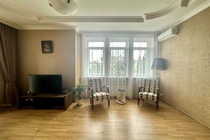 квартира по адресу Розваги, 27