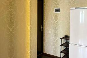 квартира за адресою Платанова вул., 82