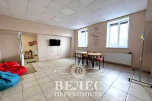 комерційна за адресою Машинобудівників вул., 23