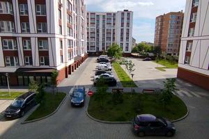 квартира за адресою Павла Полуботка, 18