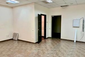 комерційна за адресою Мечникова вул., 10-Б