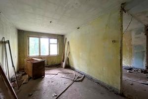 комерційна за адресою Міру, 21