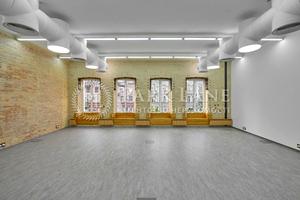 комерційна за адресою Велика Васильківська вул. (Червоноармійська), 13/1