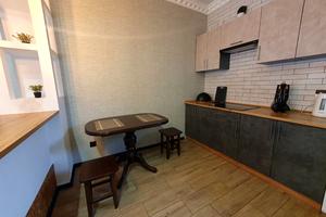 квартира за адресою Івана Гонти пров., 40
