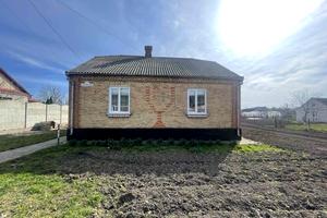 дом по адресу с. Малый Алексин, Вишнёвая ул.