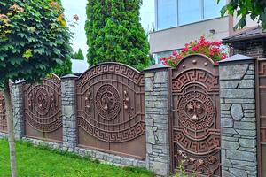 будинок за адресою Харківська вул., 4