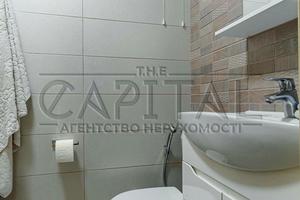 будинок за адресою Центральна вул.