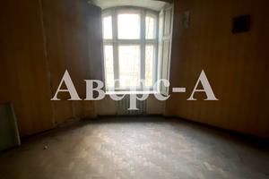 квартира за адресою Торгова вул., 3