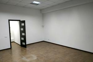 комерційна за адресою Амосова, 22