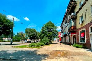 комерційна за адресою Кривий Ріг, Металургів просп., 22