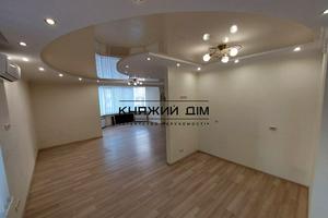 коммерческая по адресу Борщаговская ул., 206
