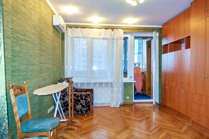 квартира за адресою Михайла Омеляновича-Павленка вул. (Суворова), 13
