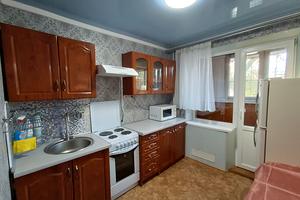 квартира за адресою Тополина вул., 18