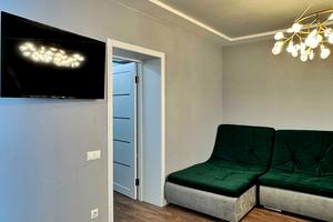 квартира за адресою Зарванська вул., 5