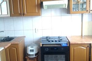 квартира за адресою Степана Бандери вул., 16