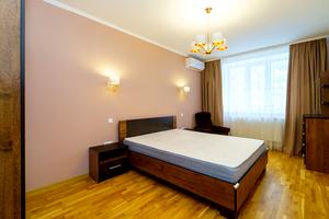 квартира за адресою Височана вул., 18