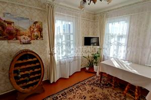 будинок за адресою вул. Волинська, 10