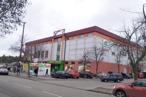 комерційна за адресою Чорних Запорожців вул. (Петра Запорожця), 28