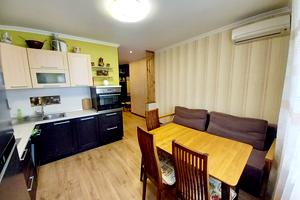 квартира за адресою Залізнична вул., 7
