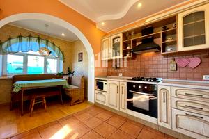 квартира по адресу Машиностроителей ул., 15-Б