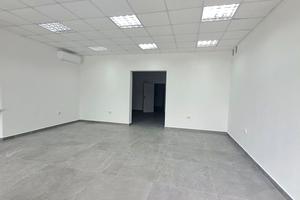 комерційна за адресою Джохара Дудаєва вул., 1