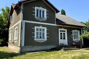 будинок за адресою Українська