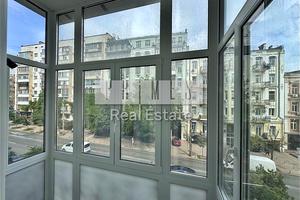 комерційна за адресою Шота Руставелі вул., 12